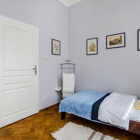 Apt Near Old Town Prague By Michal&Friends מראה חיצוני תמונה