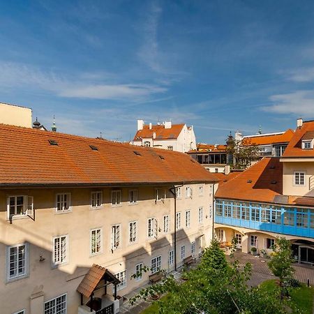 Apt Near Old Town Prague By Michal&Friends מראה חיצוני תמונה