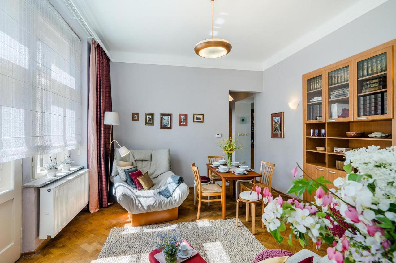 Apt Near Old Town Prague By Michal&Friends מראה חיצוני תמונה