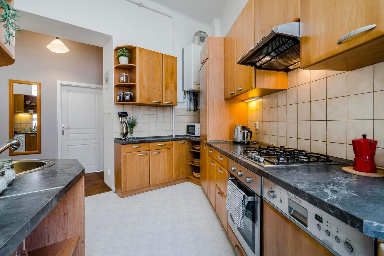 Apt Near Old Town Prague By Michal&Friends מראה חיצוני תמונה