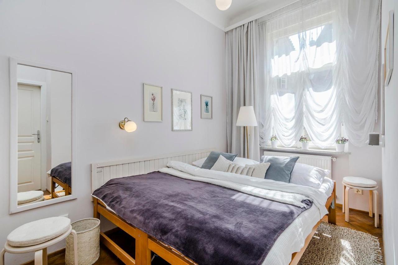 Apt Near Old Town Prague By Michal&Friends מראה חיצוני תמונה