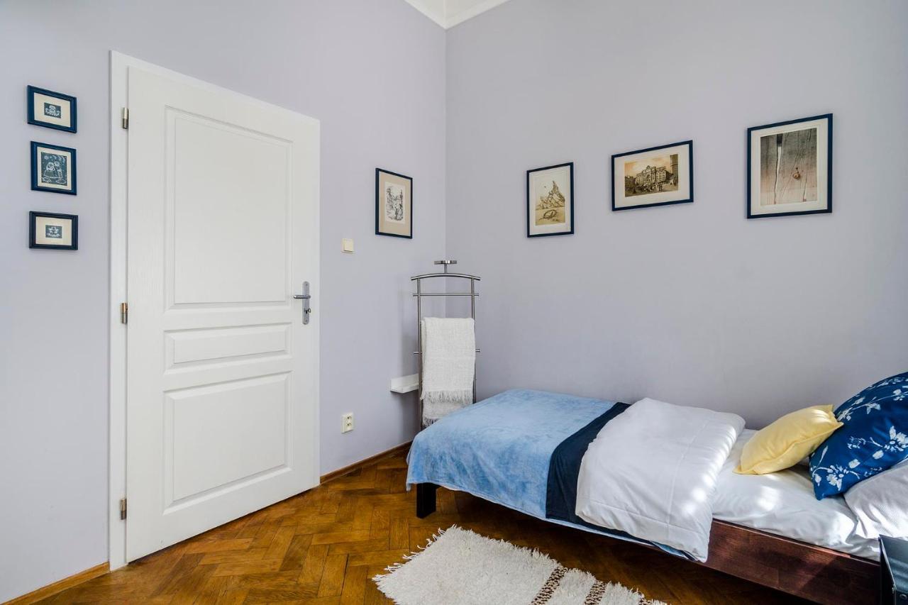 Apt Near Old Town Prague By Michal&Friends מראה חיצוני תמונה